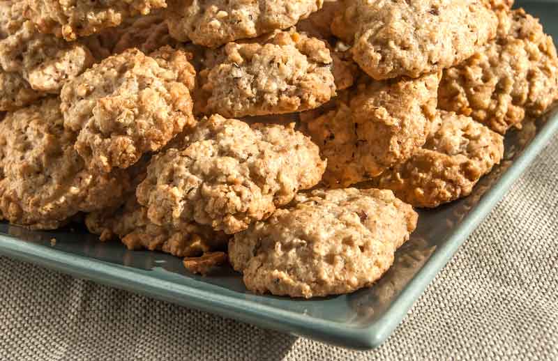 Gluten Free & Vegan Oatmeal Cookies